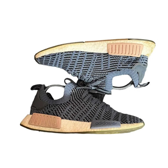 Adidas NMD R1STLT Primeknit Women's Blue Athletic Sneakers Size 9.5 - Picture 1 of 10